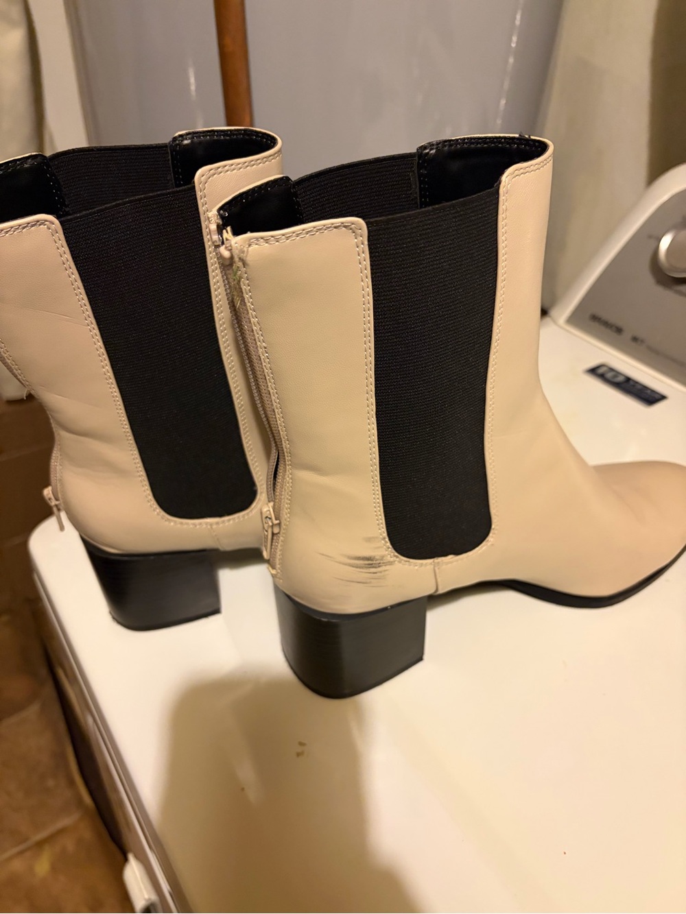 a new day Cream Elastic-Side Ankle Boots with Black Panels